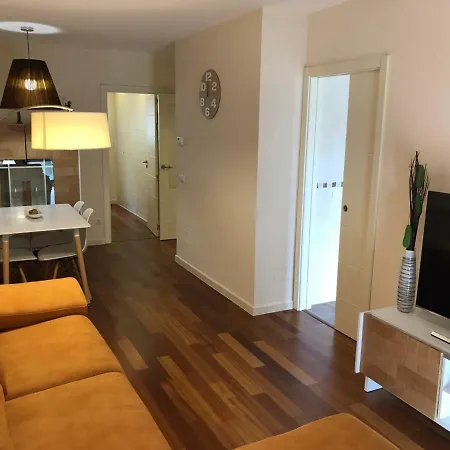 Destino Deluxe Pirineo Appartement Sabiñánigo Buitenkant foto