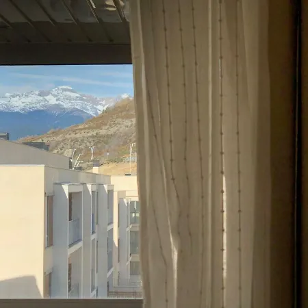 Destino Deluxe Pirineo Appartement Sabiñánigo Buitenkant foto